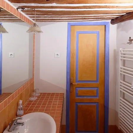 Bed & Breakfast La Belle Cour *